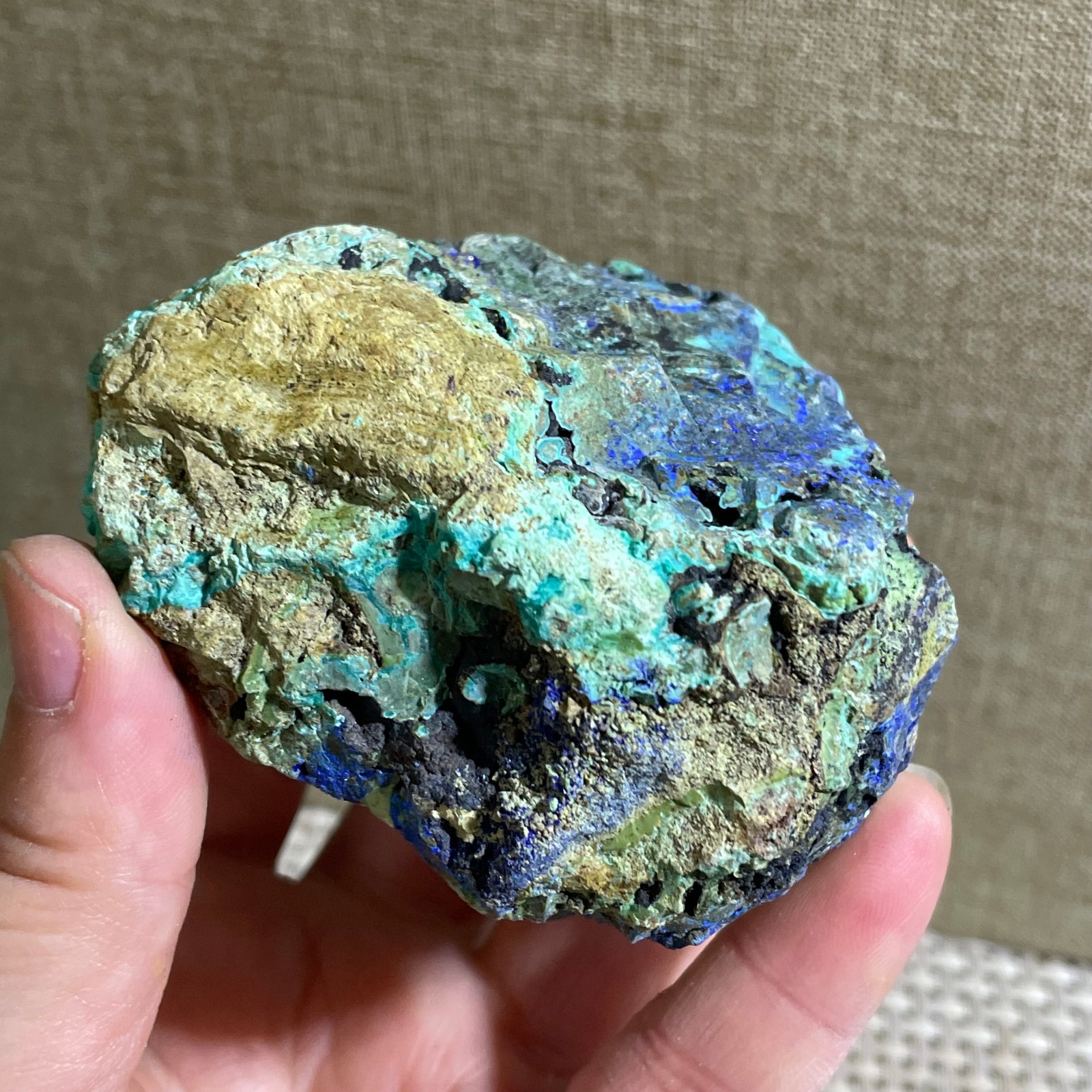 Restoration of Blue Copper Ore Quartz Mineral Samples 149g