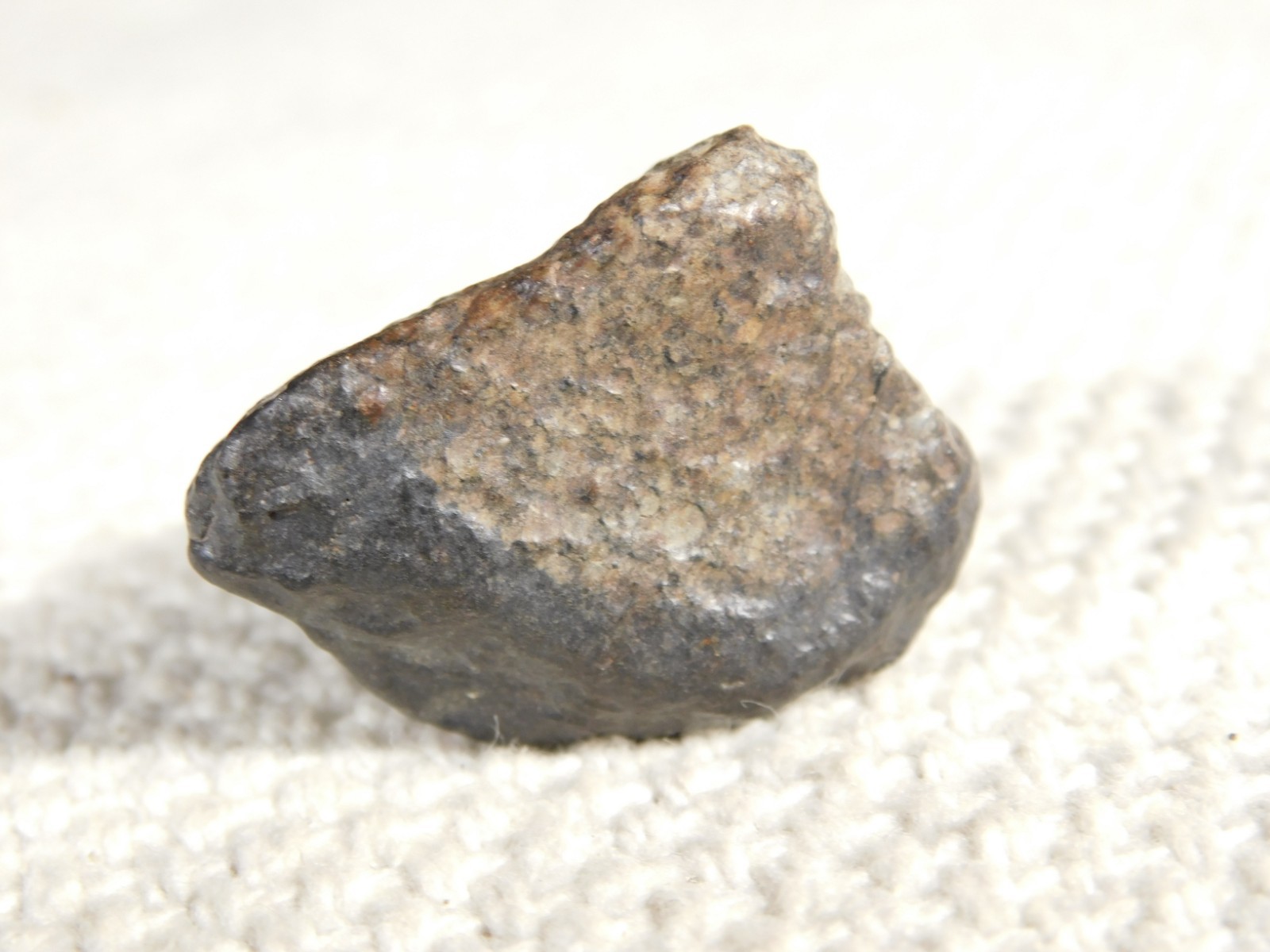 Small Stony METEORITE With Dark Fusion Crust 100% Natural Fell in Libya 16.7gr