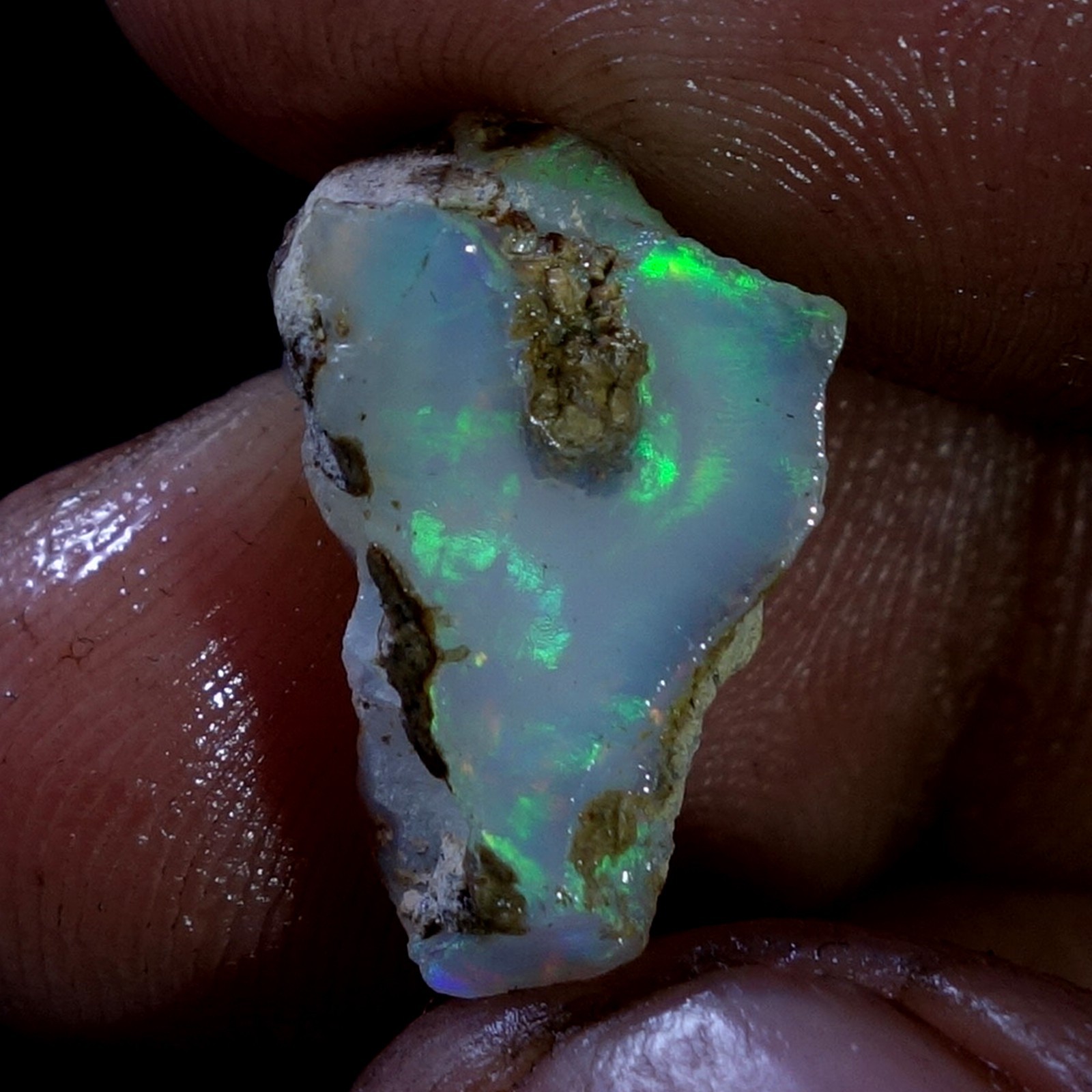 AA+ Ethiopian Dry Opal Rough Entreated Welo Opal Multi Fire Color Flash 07.70Cts