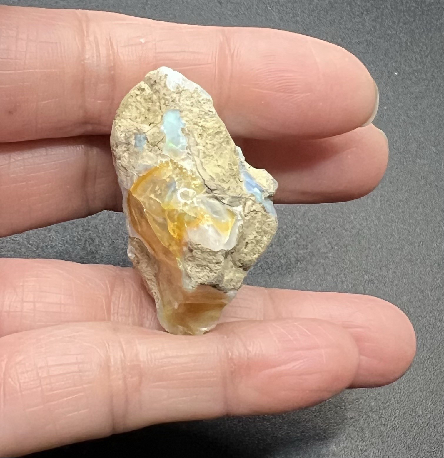 Ethiopian Welo Genuine Opal 14.5g Approx 1 1/2in AWESOME FLASHES