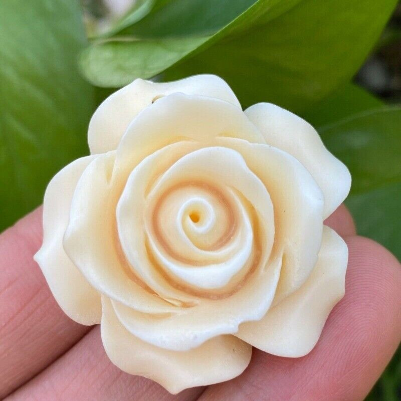 1pc Natural Corozo Nut Hand Carved Flower Skull Decoration reiki healing