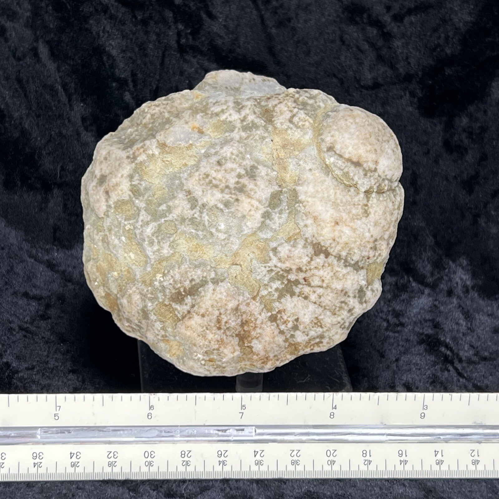 Unopened Geode 3-3/4″ Crystal Quartz Rattler Whole Crack Break Your Own 1.5Lb
