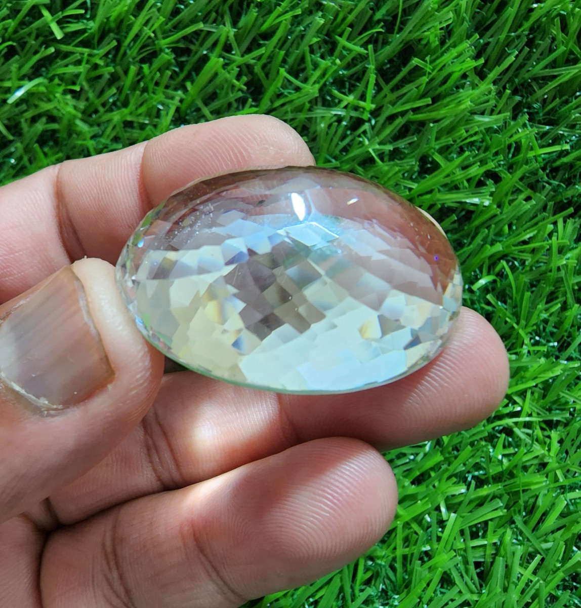 Loose faceted gemstone in huge transparent white quartz, 100…