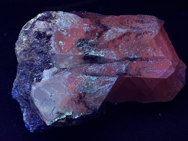 PHENOMENALLY FLUORESCENT /PHOSPHORESCENT 5″ CALCITE CRYSTAL ,COLORADO
