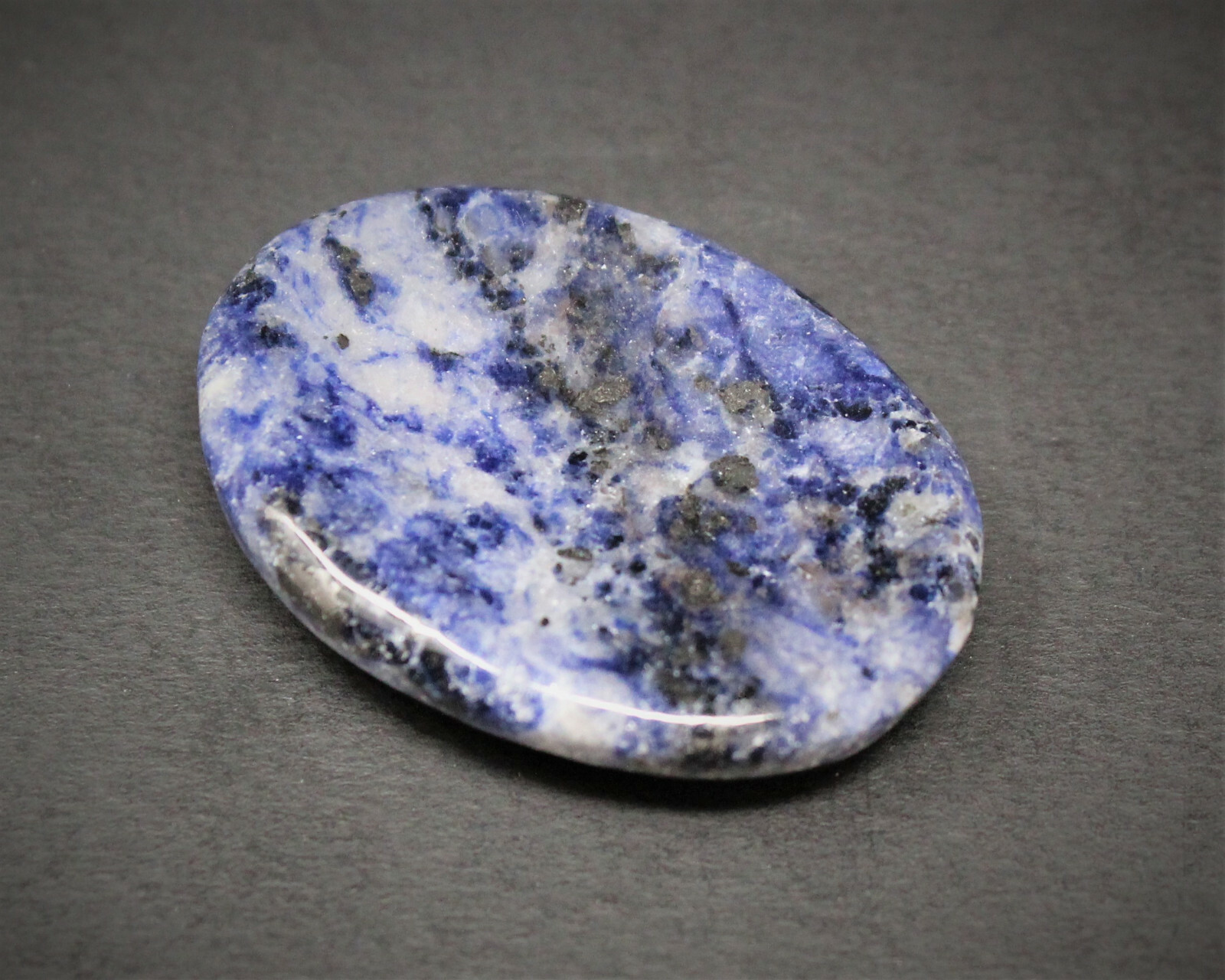 Sodalite Worry Stone (Smooth Polished Sodalite Pocket Palm Stone Crystal)