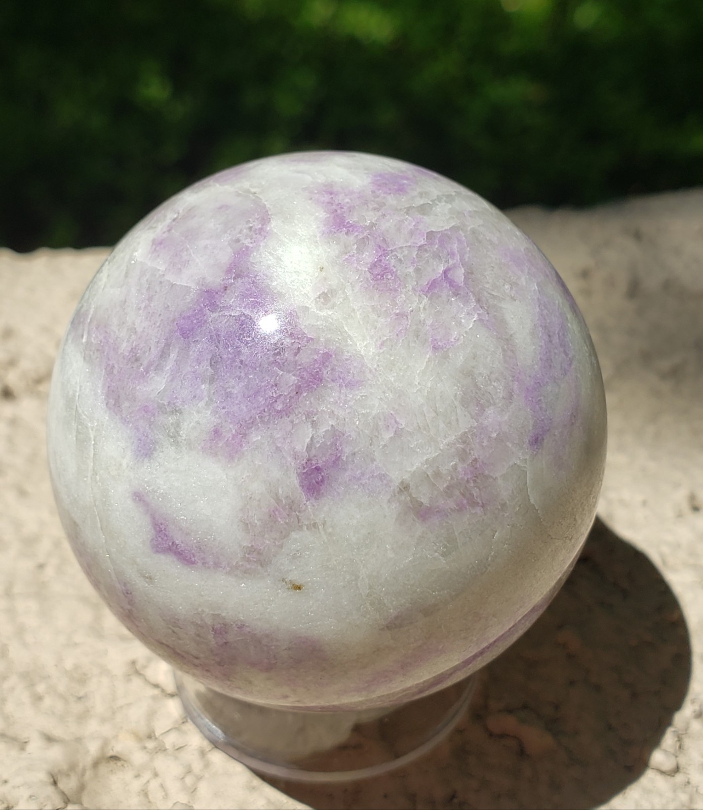 1.95″ Hackmanite Mineral Sphere Orb Ball STRONG UV, 186g or 6.56 oz