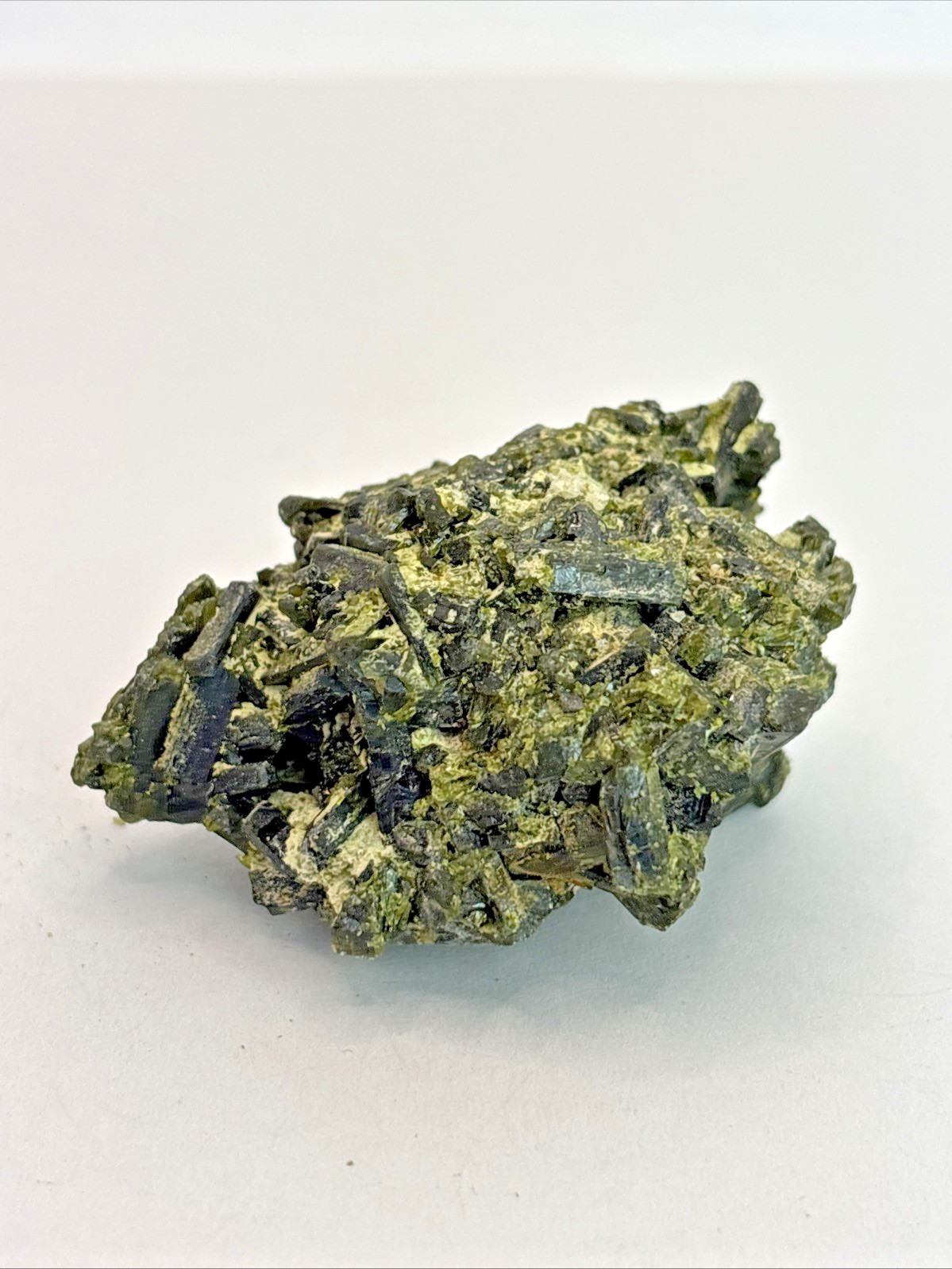 Beautiful Green Epidote Crystal Specimen 79 Grams
