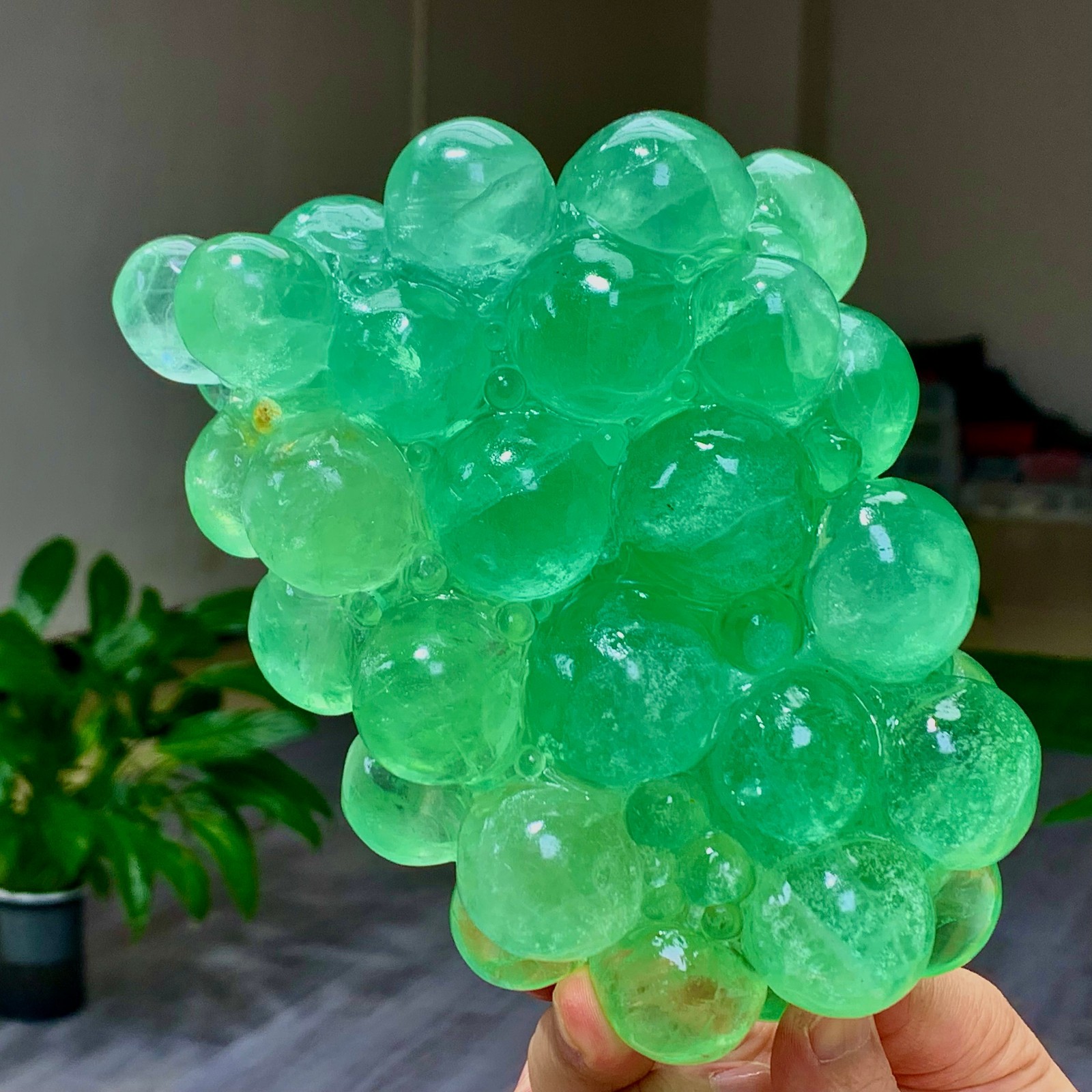 5.18LB Natural green fluorite hand carving grape shape Crystal mineral
