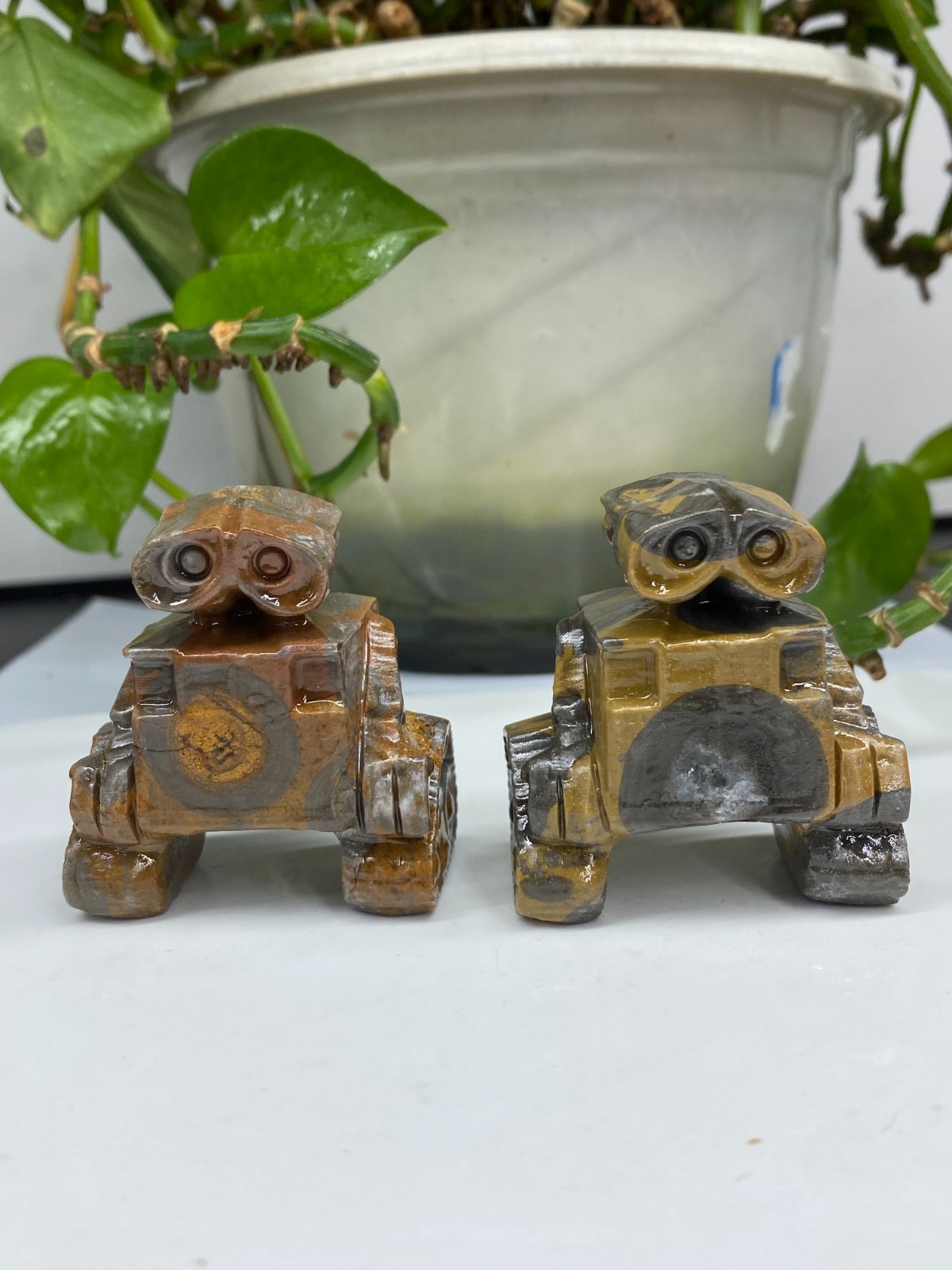 1pc Natural Moneystone Quartz Carved Robot Skull Crystal Reiki healing gift