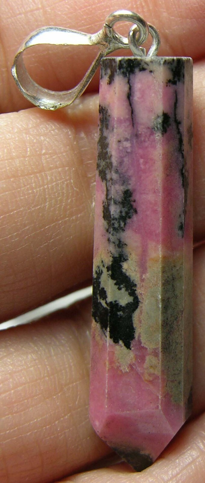 #17 38.00mm Pakistan 100% Natural Pink Rhodonite Crystal Pendant 1 1/2 in