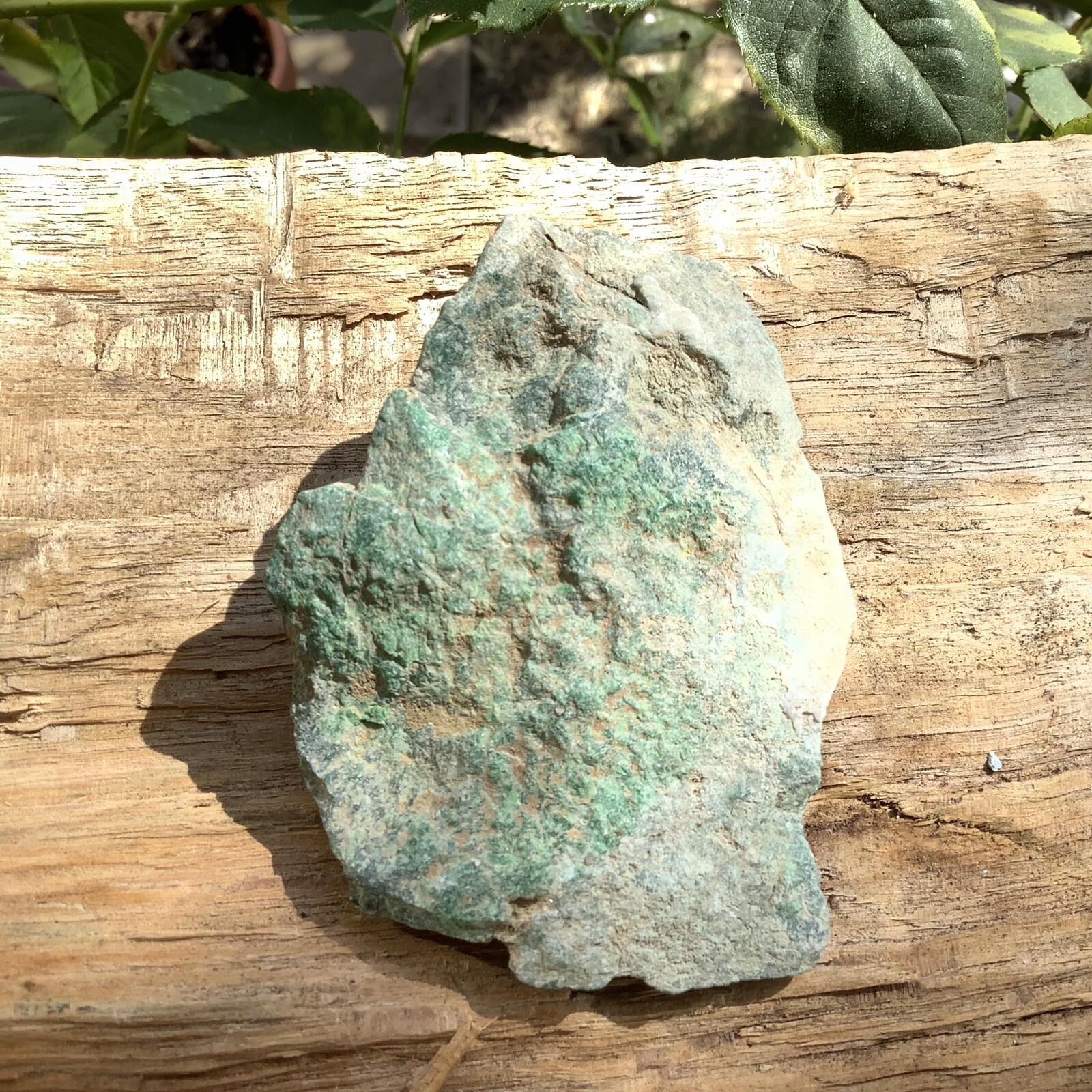 Siberian Jadeite Stone Ventifact Chromium Green Jadeite Jade Pebble Siberia 141g