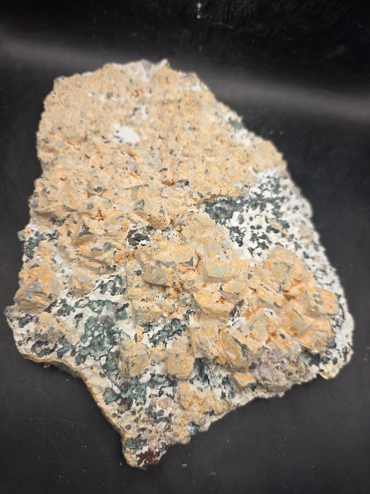 Amethyst flower formation plate! 1.8 pounds, 7.1 inches tall, 6.1″ wide