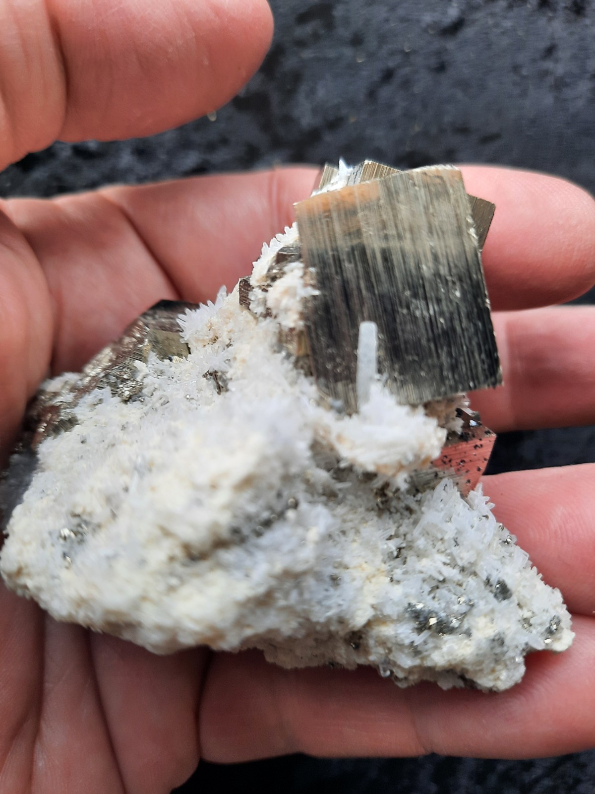 Pyrite Crystal CUBE Cluster With Druzy Calcite Crystals From Peru 228gr