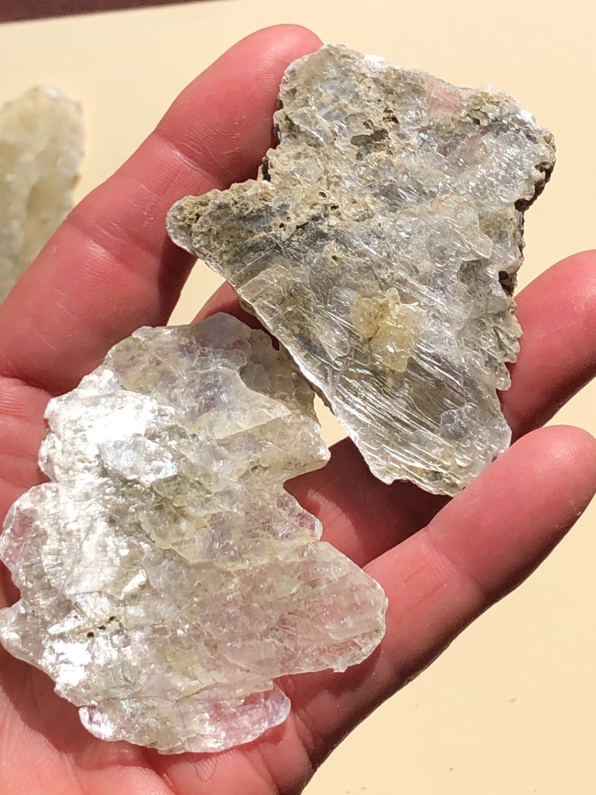 Lot of 5 Natural selenite gypsum mineral specimens 208.8 grams healing