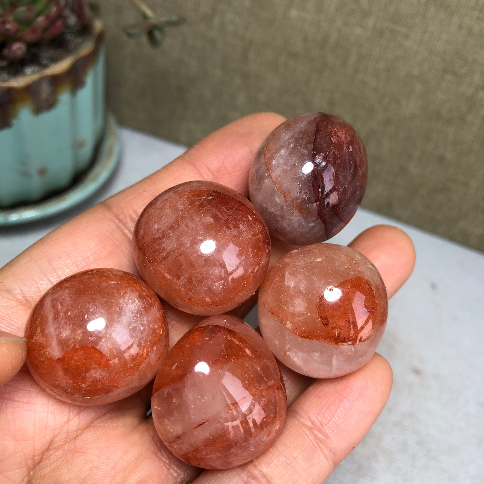 5pcs Natural Red gum flower semi-precious Crystal specimens 105g A3578