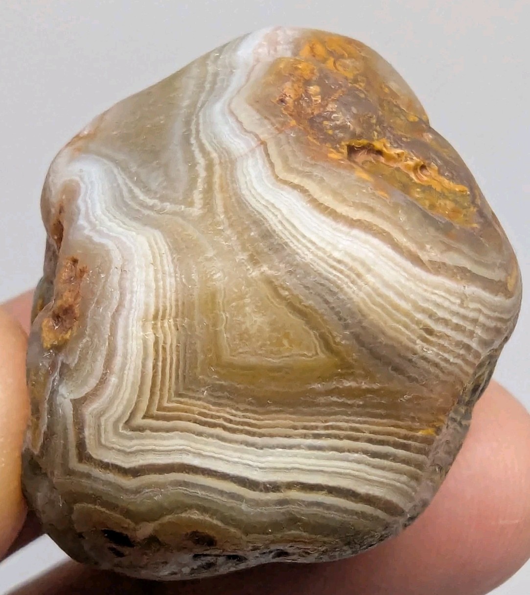 Lake Superior Agate, Great Tan, Brown And White Banding, 39 Grams (1.3+ Oz)