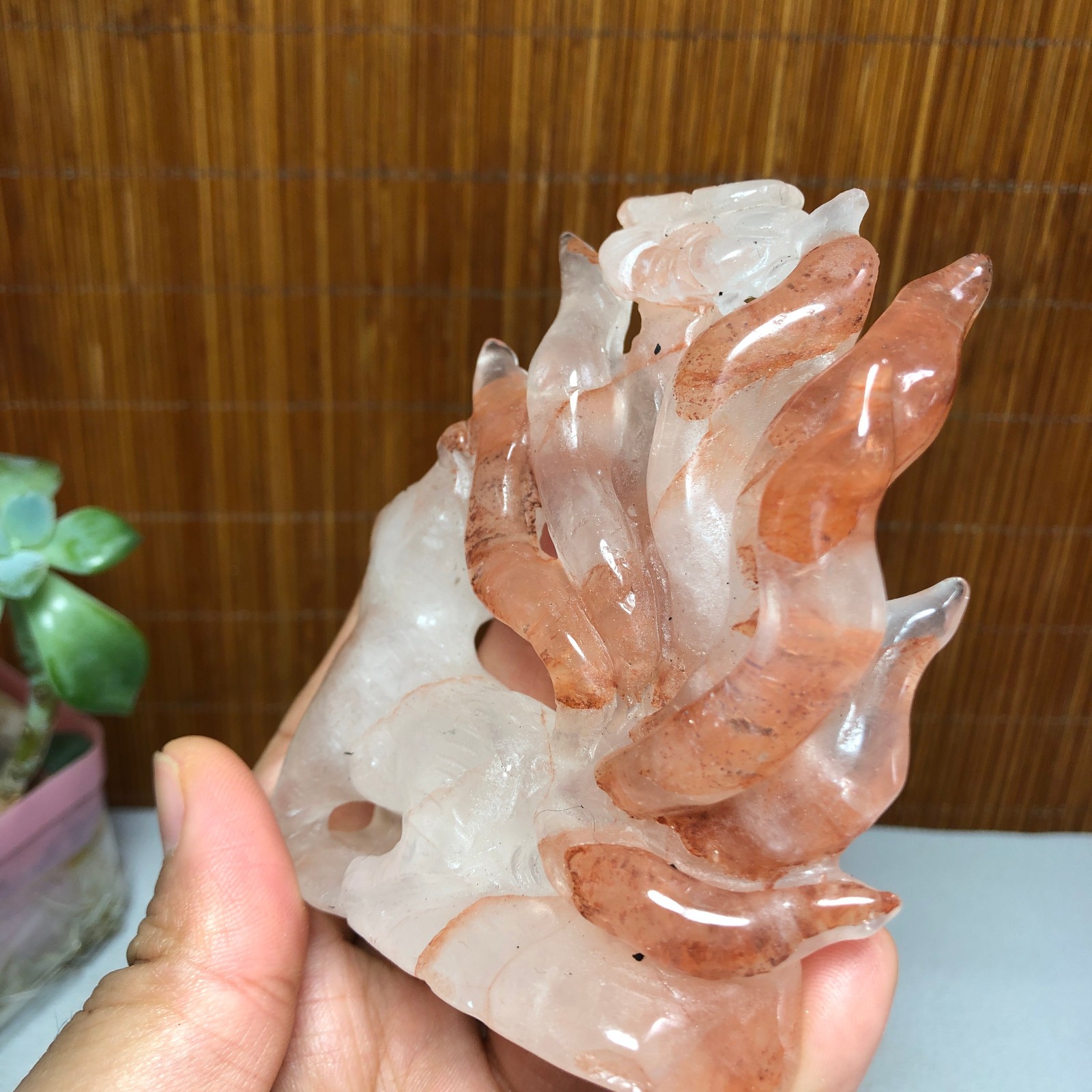 91mm Natural Red gum flower crystal carved Nine Tailed Fox specimens 175g A1799
