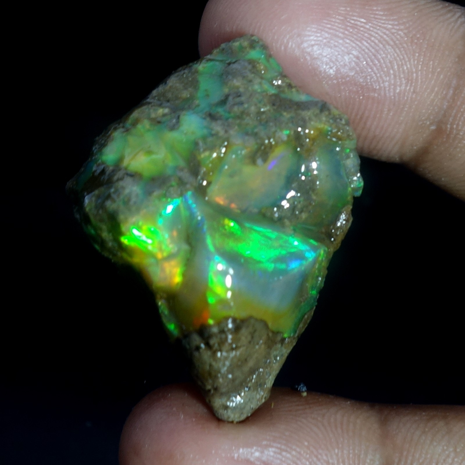AA+ Ethiopian Oli Opal Rough Entreated Welo Opal Multi Fire Color Flash 64.40Cts