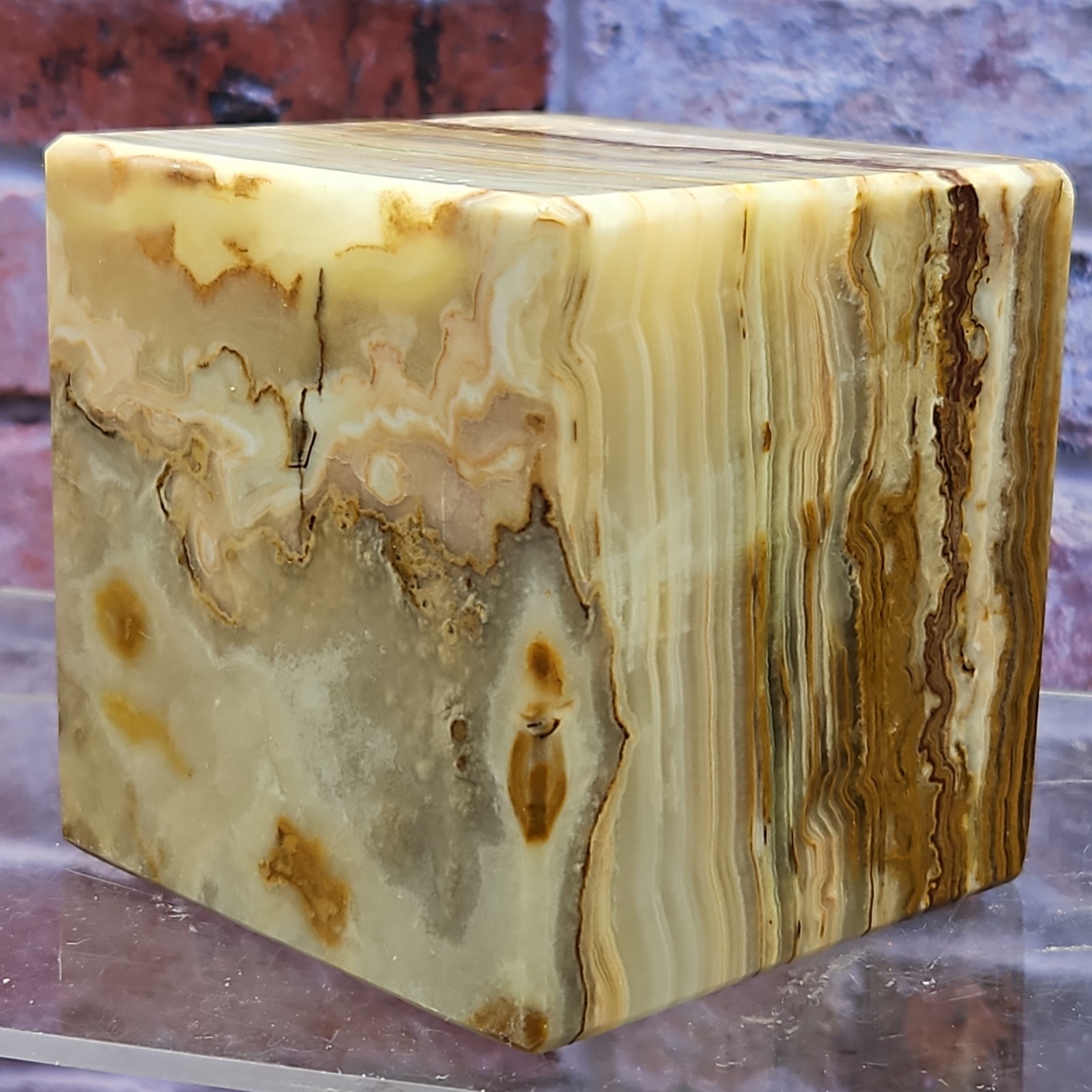 Polished Onyx Cube 3.5×3.5×3.5 Brown/White Faint Green Banded