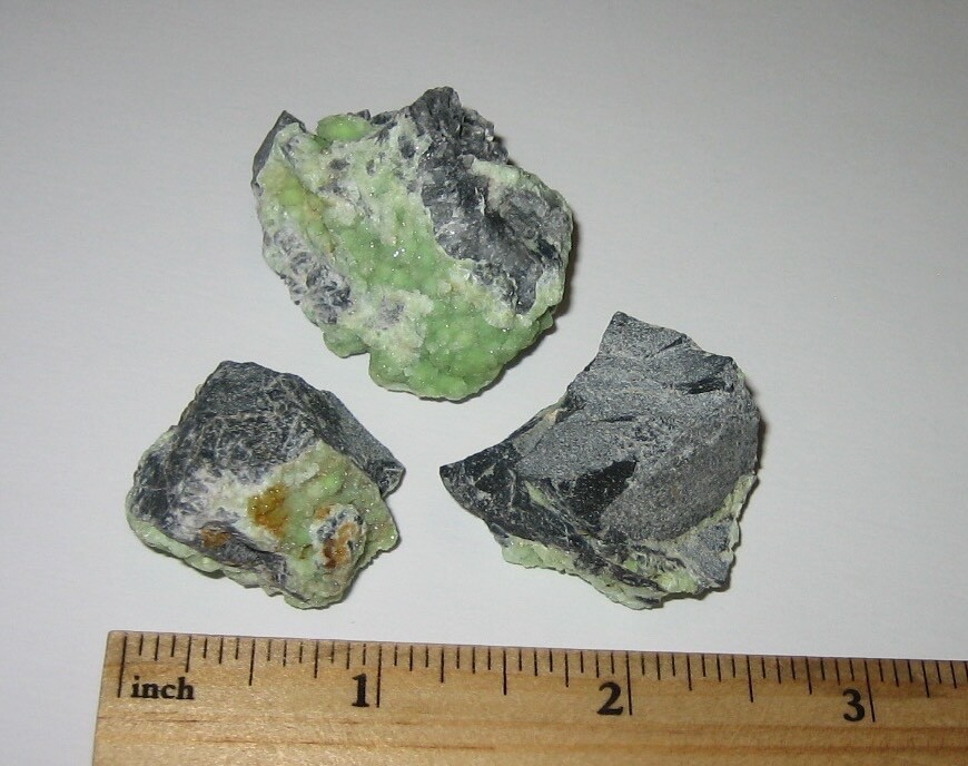 3pc BEAUTIFUL NATURAL 0.9″- 1.5″ LIGHT GREEN WAVELLITE CRYSTAL CLUSTERS ~ 51g *1