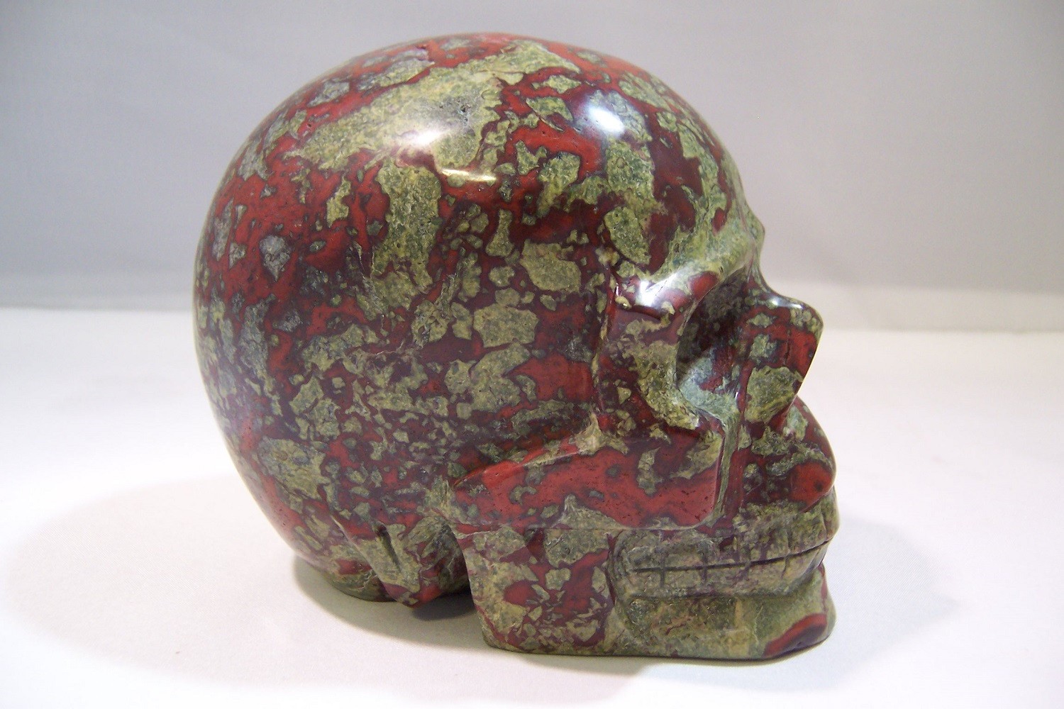 DRAGONS BLOOD QUARTZ CRYSTAL SKULL HAND CARVED 1697g – 3lb 12oz -5in -12.7cm NEW