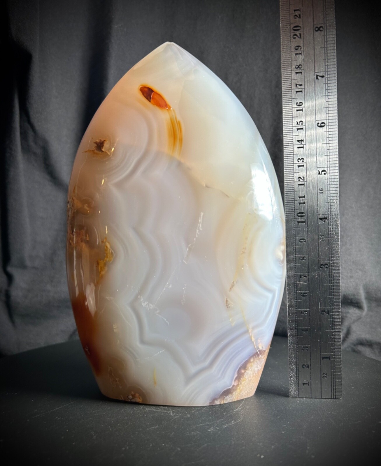 8″ Grey Agate Standing Freeform 4lb 1.6oz (1.859kg)