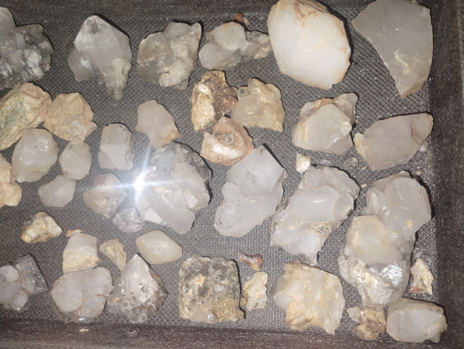 Beautiful Hard To Find Large Lot Of Crystals Mother lode Region CA Crystals Gold