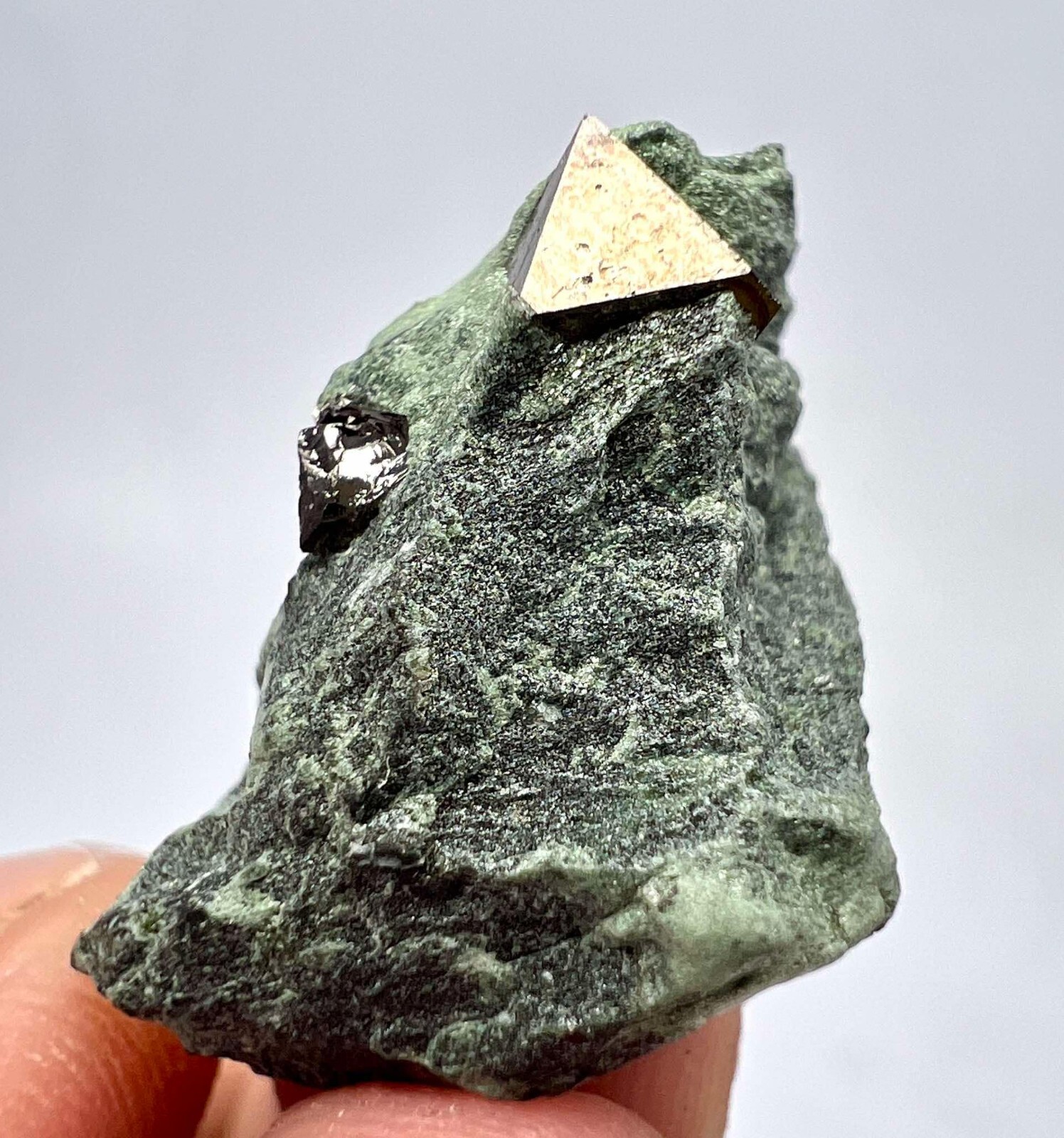 36 Carat Rare Natural Magnetite Crystal Cluster from Baluchistan, Pakistan AS38