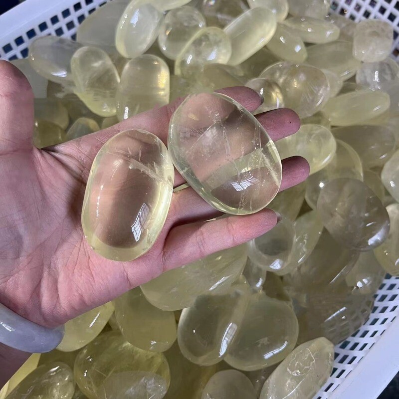 TOP Wholesale Natural Citrine Quartz Palm Stone Quartz Crystal Reiki Healing 1PC