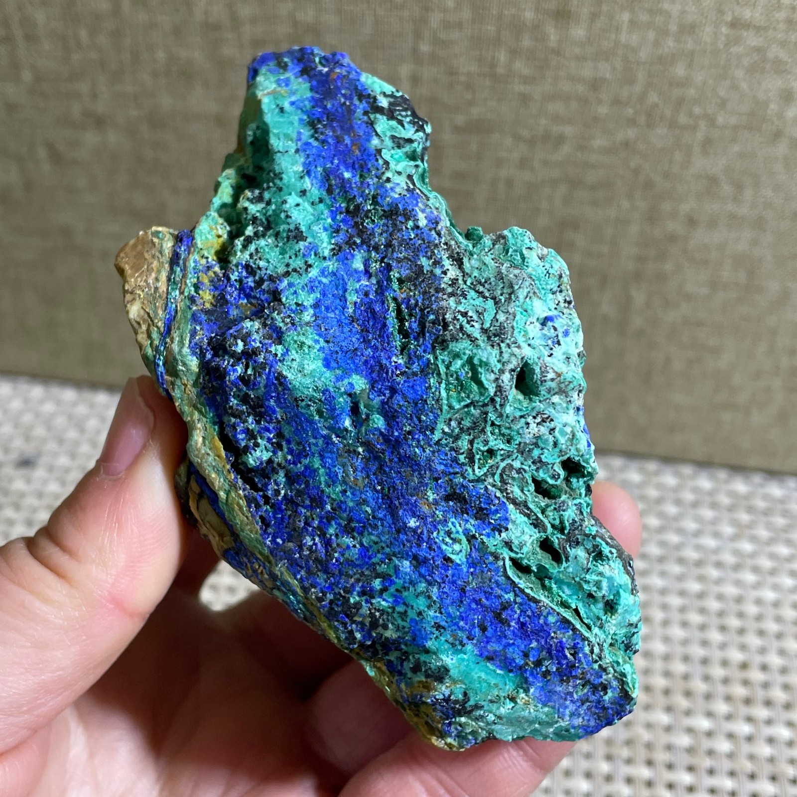 Restoration of Blue Copper Ore Quartz Crystal Mineral Samples 231g