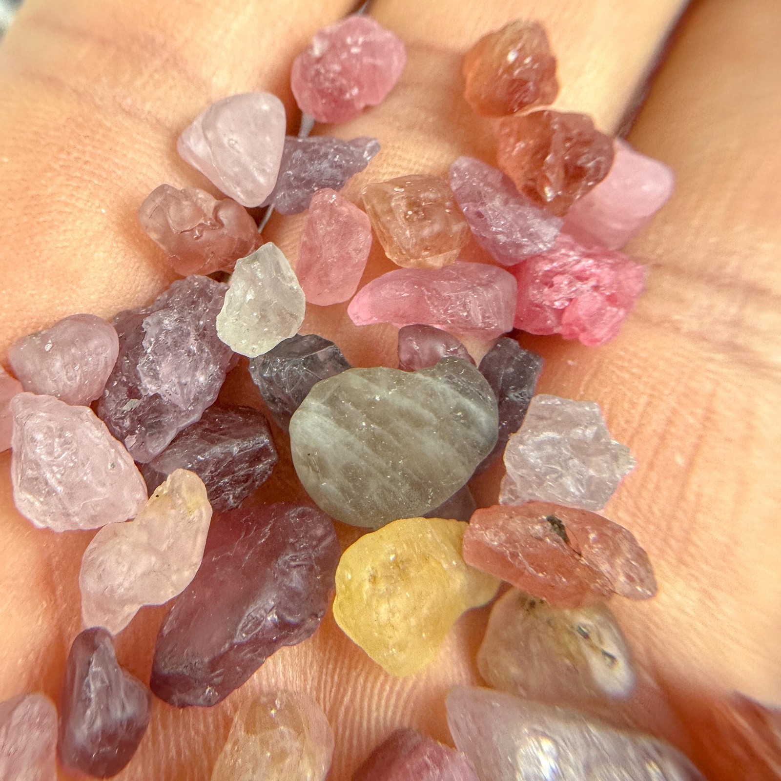 Rough Spinel Stone / Passion / Energy / Power / Protection
