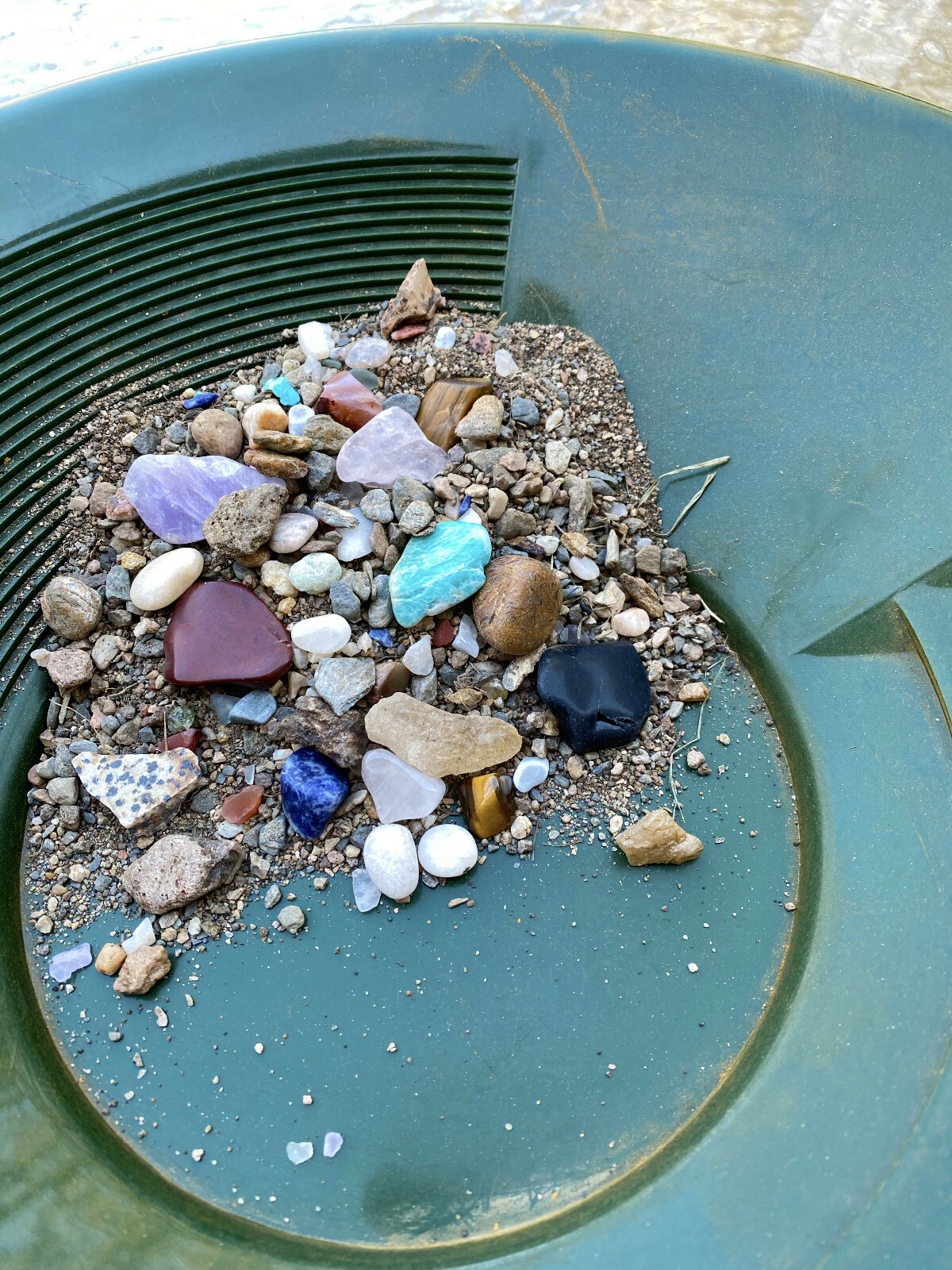 ©Andy K’s K-Dirt Gemstone Only Paydirt 1 LB No added Gold
