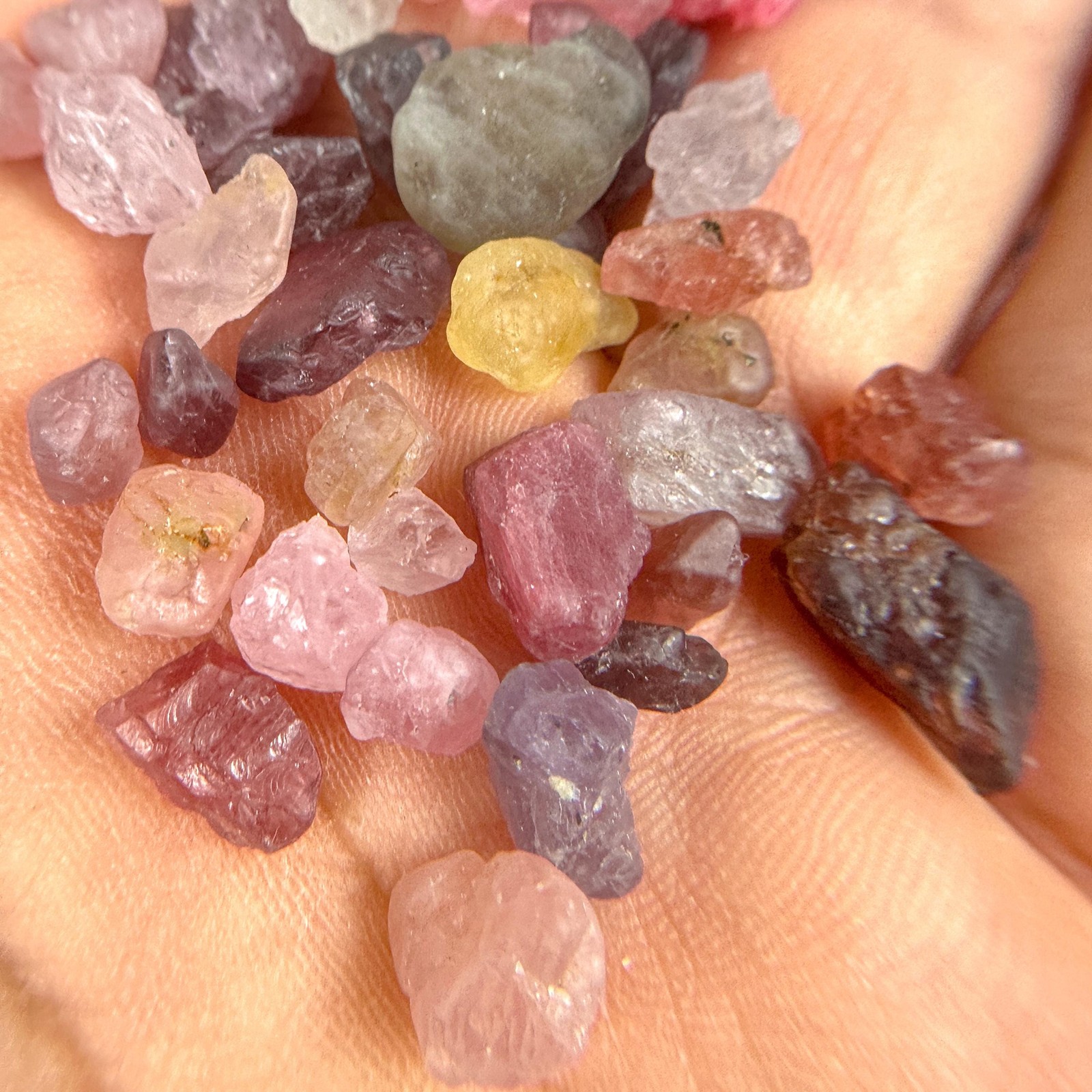 Rough Spinel Stone / Passion / Energy / Power / Protection