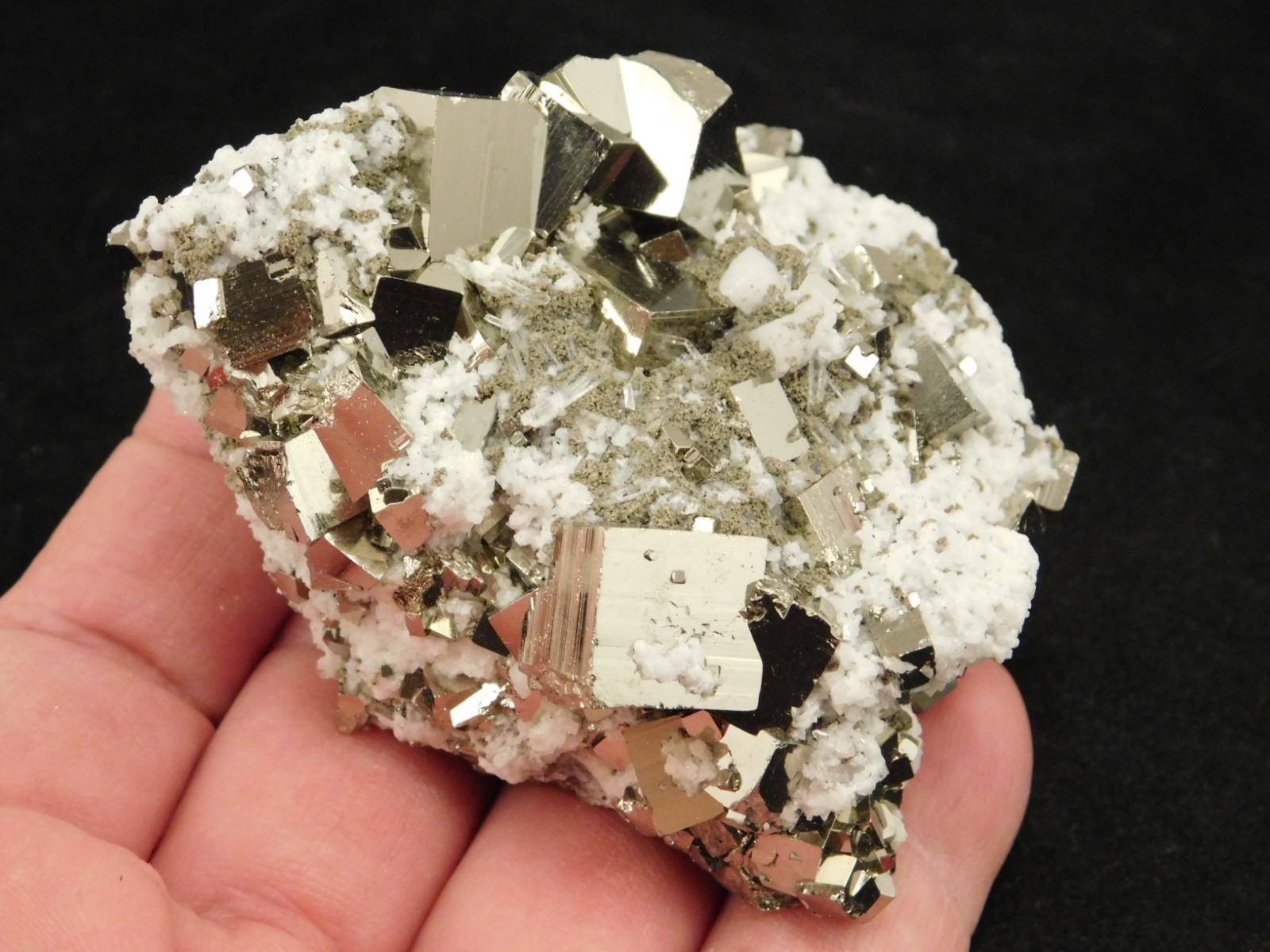 NICE! PYRITE Crystal CUBE Cluster with Druzy Quartz From Peru 233gr