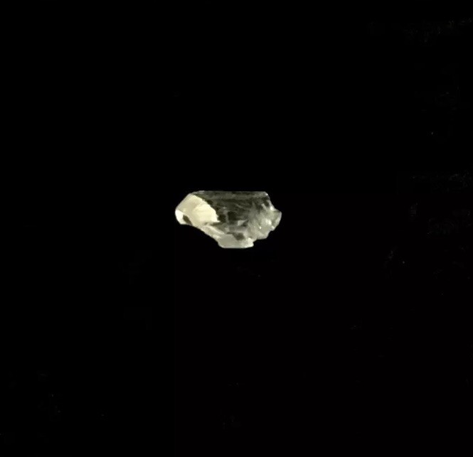 DANBURITE Crystal 1 1/2in w 44g Channeling, Interdimensional Travel.