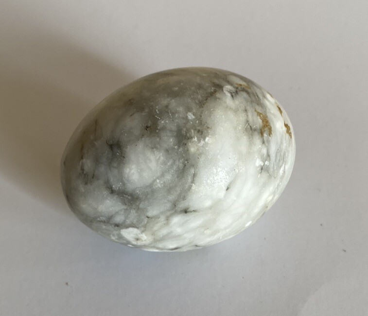 Marble or Alabaster Specimen Polished Egg Shaped 2-1/2in L x 1-5/8in D