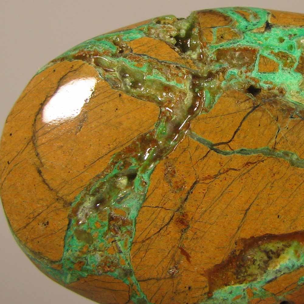 2.4″ Rare SMITHSONITE Gemstone Polished Palm Stone – Indonesia
