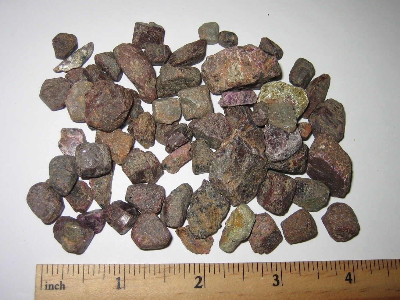60+ SMALL NATURAL ROUGH 0.2″- 1″ MINE RUN RUBY CRYSTAL MINERALS ~ 157.4grams *A