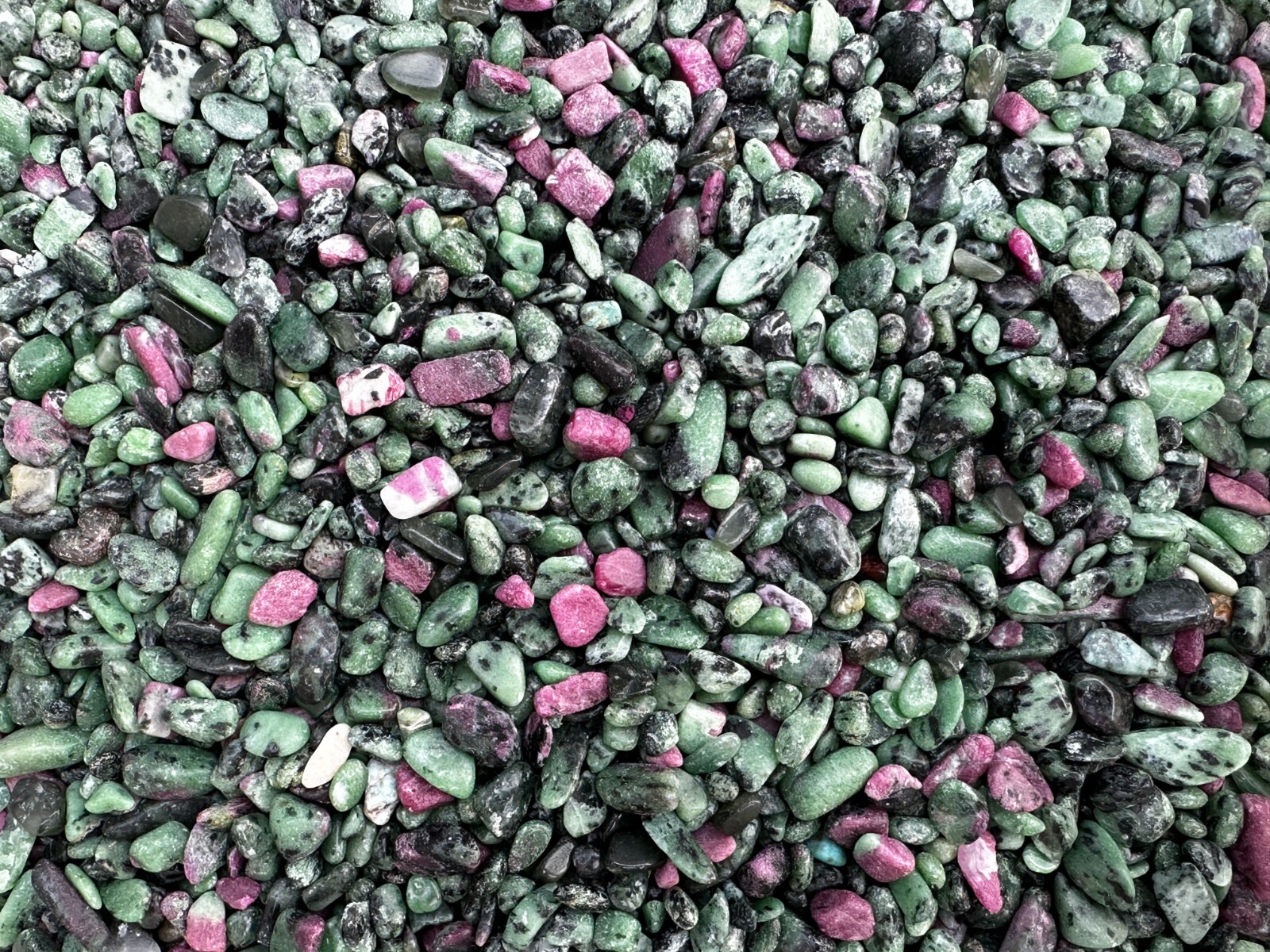 Grade A++ Ruby Zoisite Semi Tumbled Gemstone Mini Chips 4 – 9 mm, Wholesale Bulk