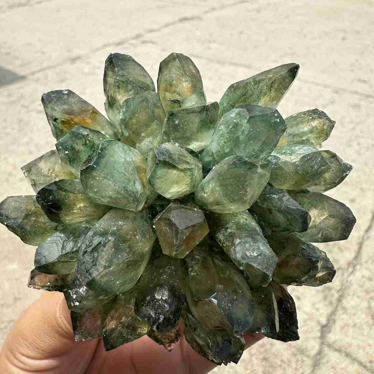 New Find green Phantom Quartz Crystal Cluster Mineral Specimen Healing 200g+ 1pc