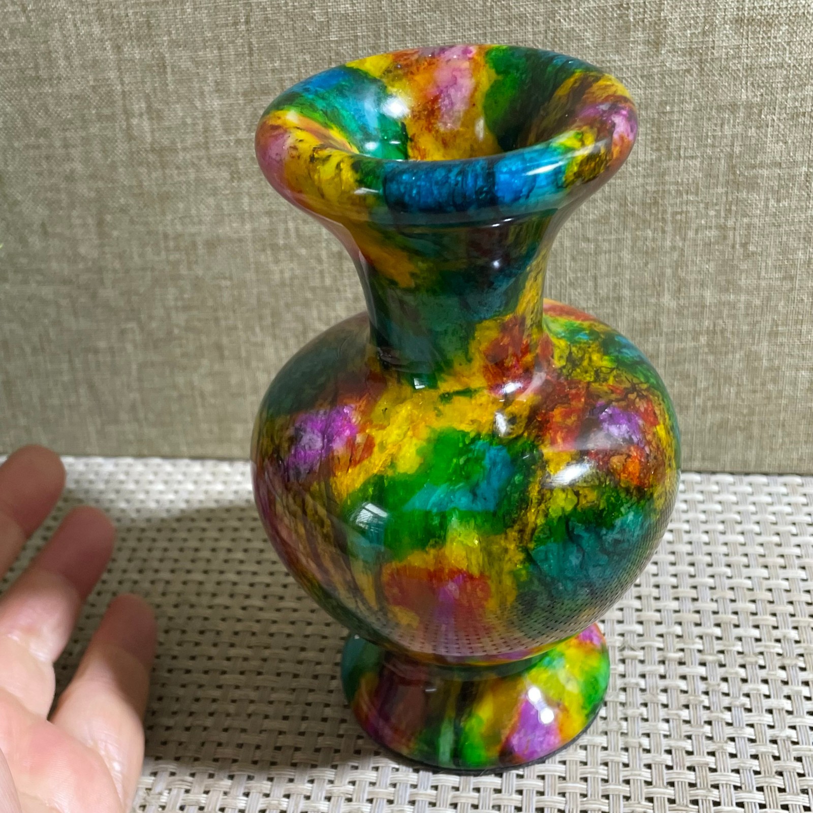 850g Seven Colors Jade vase specimen Decorative -Taiwan China