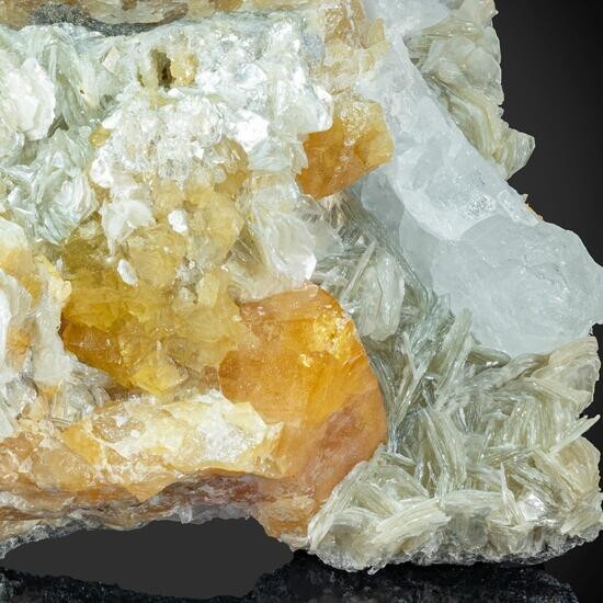KB: GREAT! SW FL BRIGHT BLUE/WHITE, LW ORANGE SCHEELITE, SICHUAN PROVINCE, CHINA