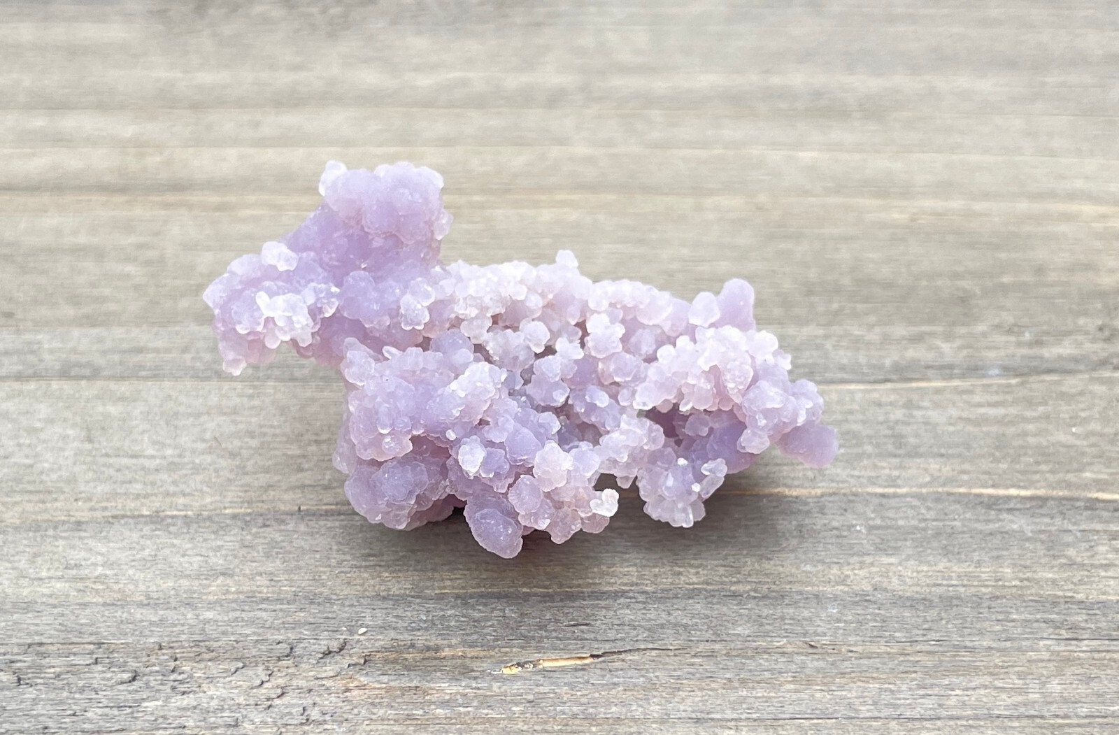 Grape Agate Cluster, Super Satiny lilac Purple Grape Agate, Indonesia 4.5 Cm’s