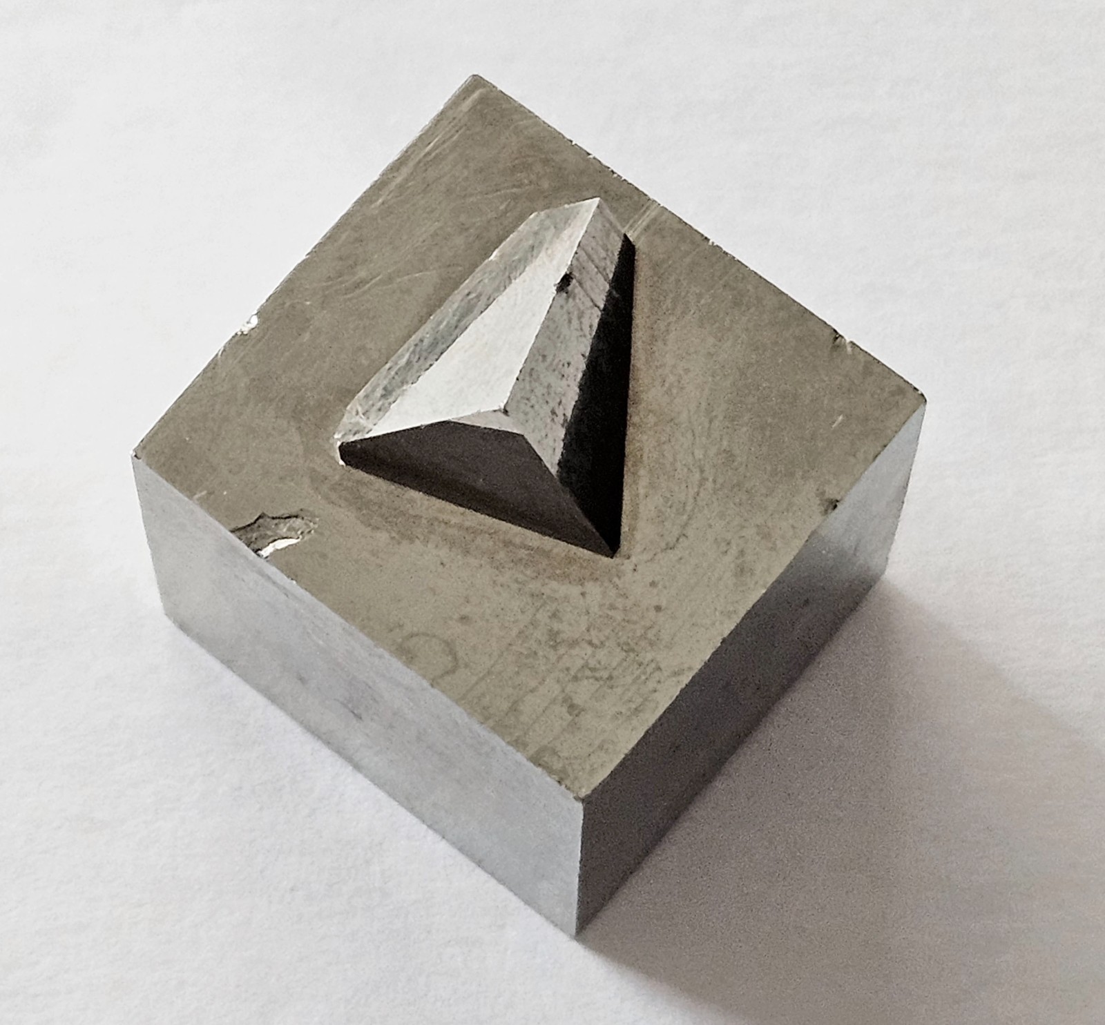 Pyrite Cube – Navajun, Spain