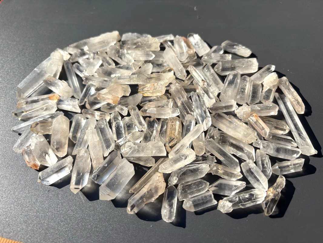 30 pcs Lemurian Fine Clear Quartz Crystal Points Rough Specimen Gems