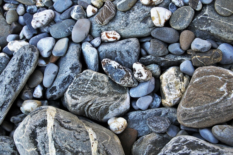 WASHINGTON MIXED ROUGH RIVER AND MOUNTAIN ROCKS FOR CRAFTS, NOT POLISHED!