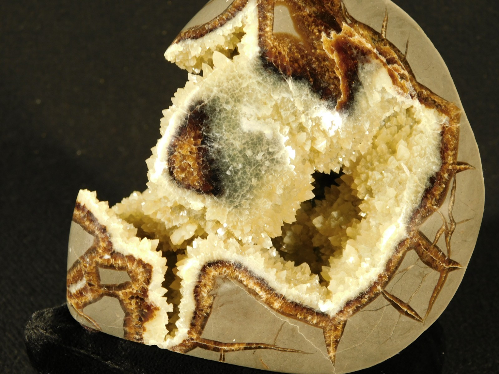 Big Polished AAA Crystal Filled Hollow Septarian GEODE Free Form Utah 1044gr