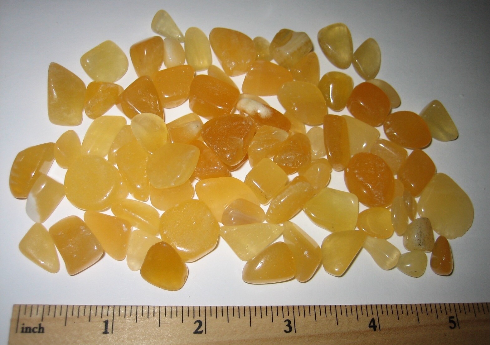 80 TUMBLED POLISHED 0.2″-0.8″ BRIGHT ORANGE CALCITE CRYSTAL STONES ~ 149grams *1