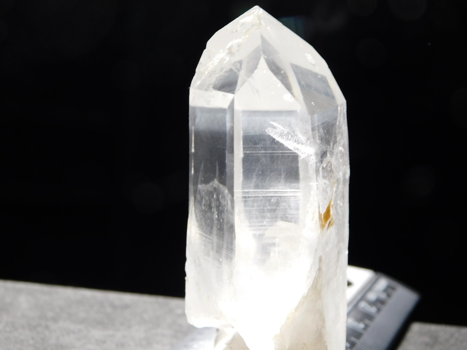 SUPER! Translucent Lemurian Quartz Crystal From Colombia 49.8gr