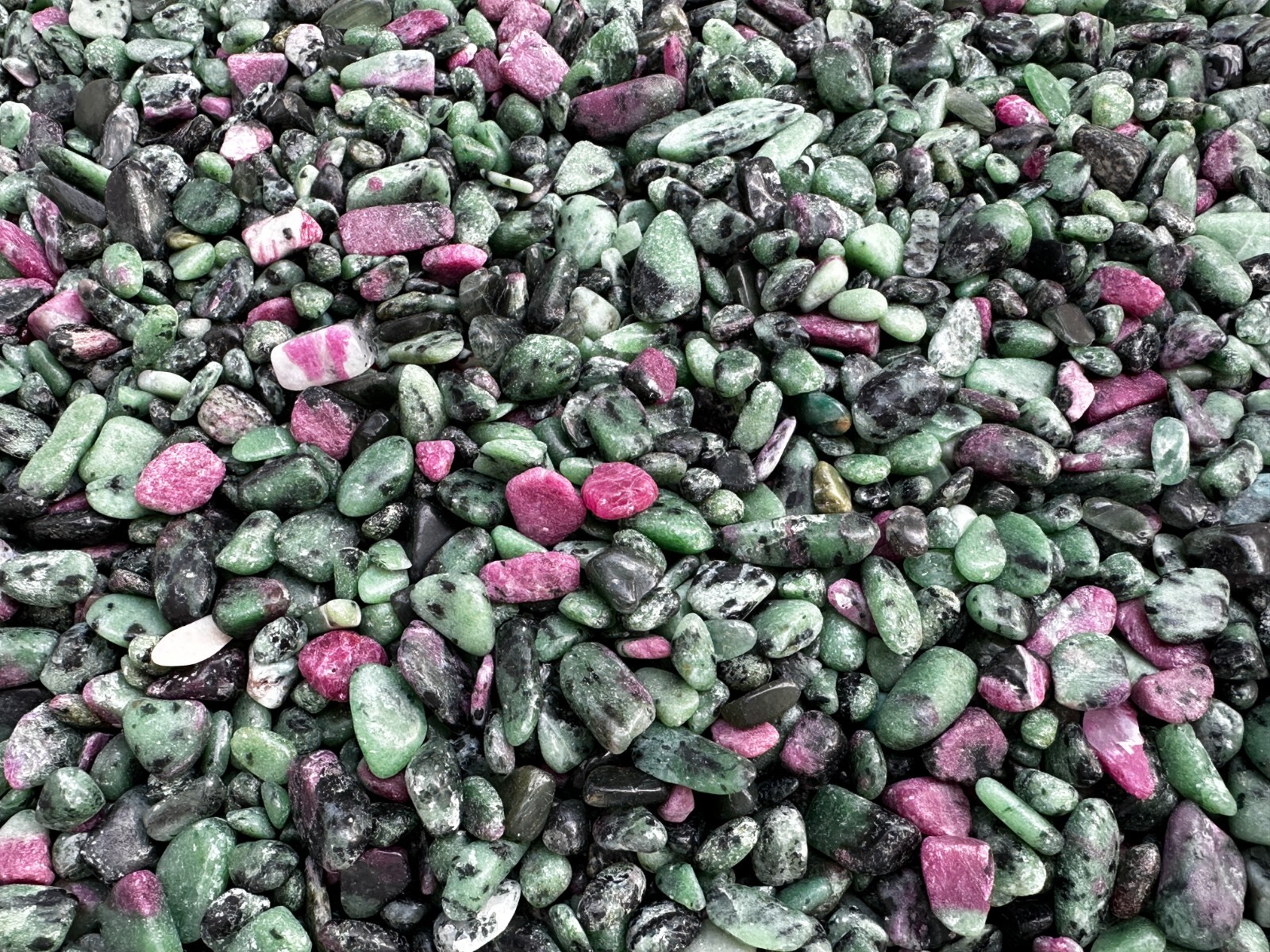 Grade A++ Ruby Zoisite Semi Tumbled Gemstone Mini Chips 4 – 9 mm, Wholesale Bulk